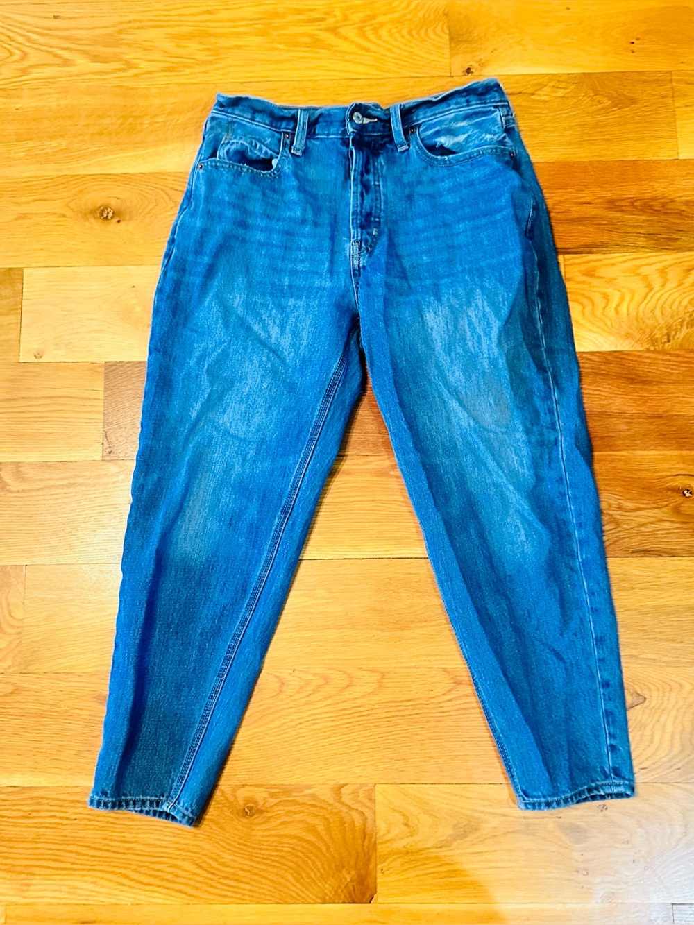 Old Navy Mom Jeans High Rise Slouchy Taper Button Fly Jeans size 6